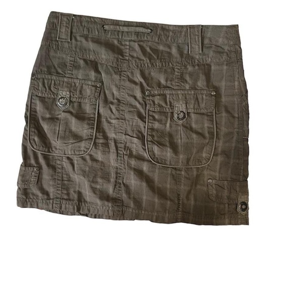 geez louise >.< | gorgeous Y2K green plaid cargo skirt - Picture 2 of 2